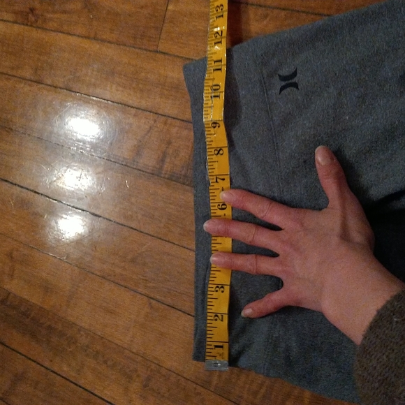 Kids size S Hurley gray logo athletic leggings - Picture 10 of 13